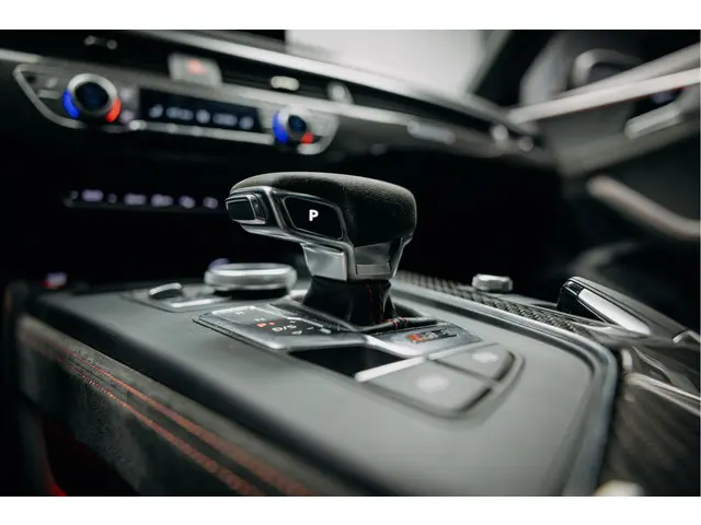 Audi RS4 2.9 TFSI RS 4 quattro 2018 Benzine 30