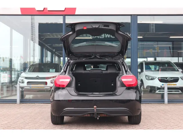 Mercedes-Benz A-Klasse 180 Ambition 2015 Benzine 14