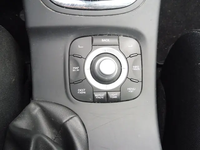 Renault Mégane Estate 1.2 TCe Limited 2014 Benzine 13