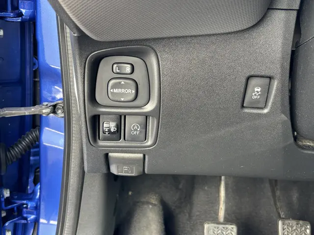 Peugeot 108 1.0 e-VTi Allure 2019 Benzine 16