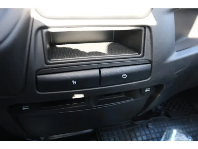 Iveco Daily 35S18 Oprijwagen 2024 Diesel 24