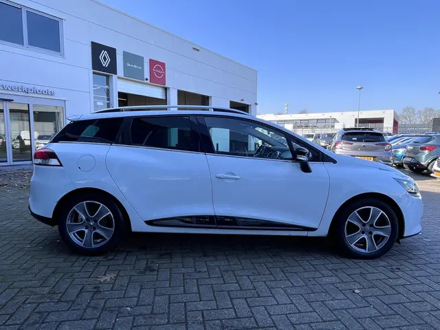 Renault Clio Estate 0.9 TCe Night&Day 2016 Benzine 14