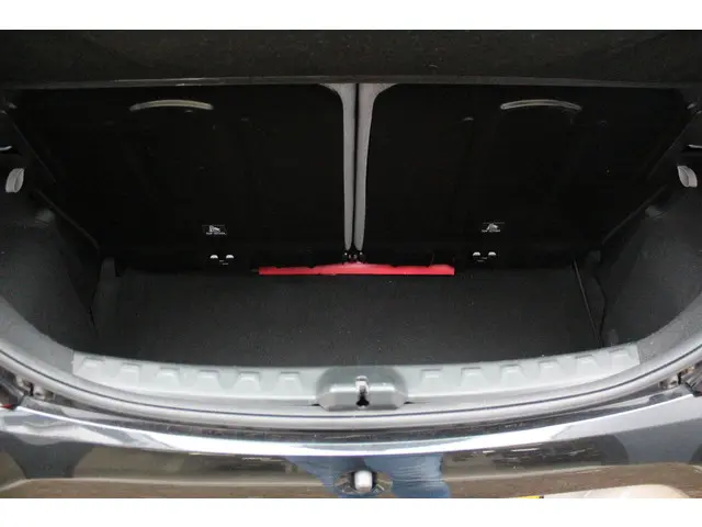 Toyota Aygo 1.0 VVT-i x-play 2020 Benzine 12