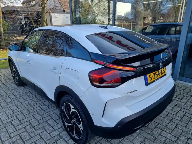 Citroën C4 1.2 Puretech Shine Pack Business 2023 Benzine 9