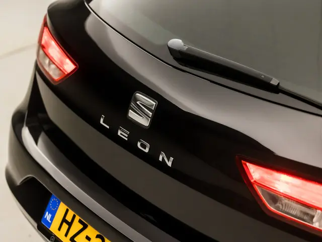 SEAT Leon ST 1.4 TSI Sport 2014 Benzine 26