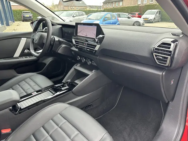 Citroën C4 1.2 Hybrid 145 PK Max 2025 Hybride Benzine 37