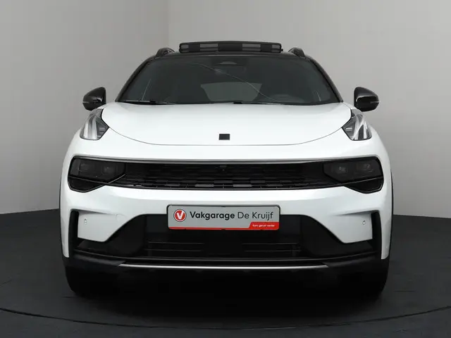 Lynk & Co 01 1.5 More 2025 Hybride Benzine 39