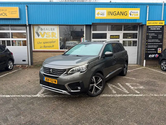 Peugeot 5008 1.2 PureTech Allure 2017 Benzine