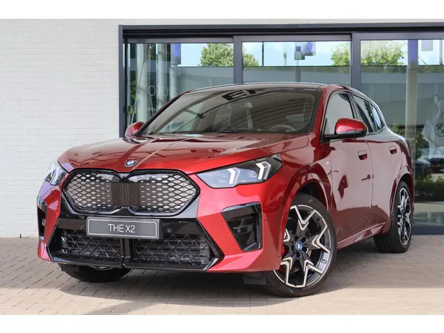 BMW iX2 xDrive30 2025 Elektrisch 24
