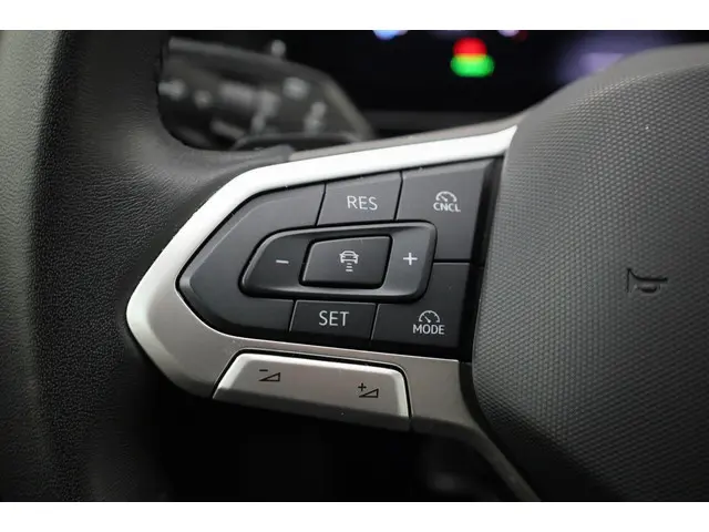 Volkswagen Passat Variant 1.5eTSI/150PK DSG 2024 Benzine 7