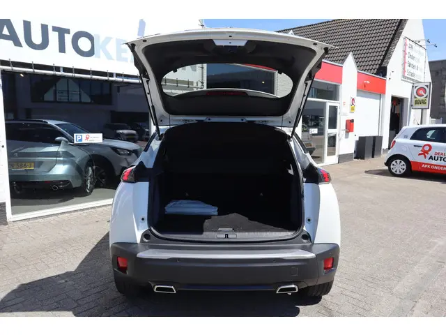 Peugeot 2008 1.2 130PK ALLURE PACK 2021 Benzine 24