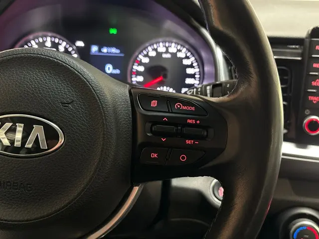 Kia Stonic 1.0 T-GDi Executive Sport 2019 Benzine 18