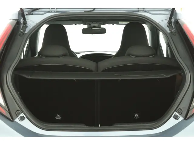 Toyota Aygo X 1.0 VVT-i MT Play 2025 Benzine 23