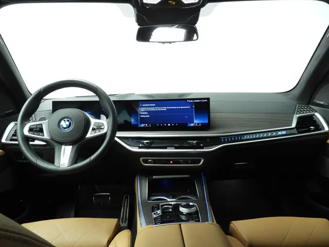 BMW X5 xDrive50e 2024 Hybride Benzine 10