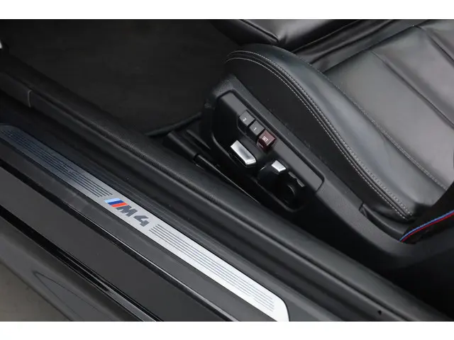 BMW M4 4-serie Cabrio Competition 2020 Benzine 5