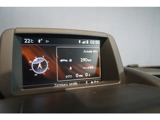 Peugeot Partner 120 1.6 e-HDI L1 Navteq 2015 Diesel 24