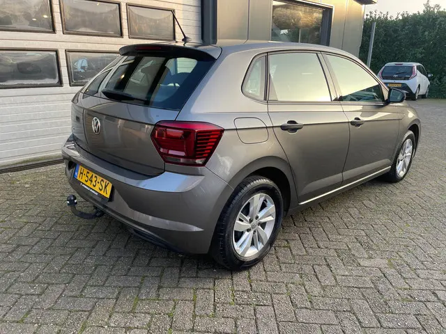 Volkswagen Polo 1.0 TSI Beats 2019 Benzine 4