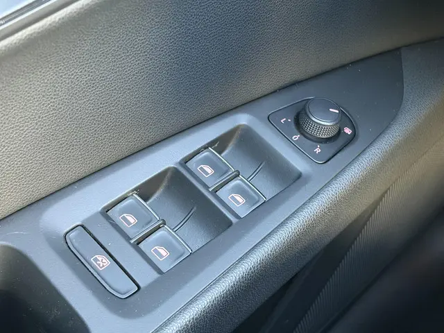 SEAT Leon 1.4 EcoTSI FR 2015 Benzine 24