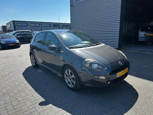 Fiat Punto Evo 0.9 TwinAir Racing 2015 Benzine 3