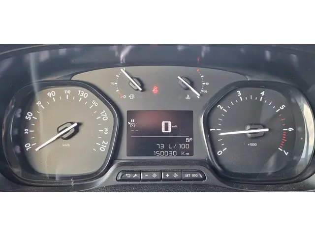 Toyota ProAce Shuttle 1.5 D-4D Cool Long 2022 Diesel 6