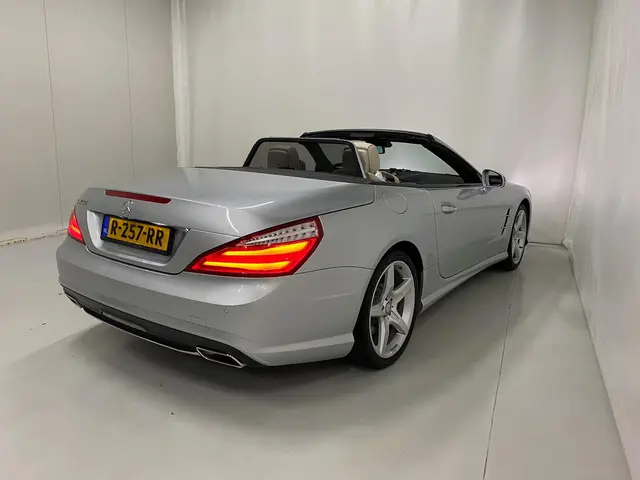 Mercedes-Benz SL 500 2014 Benzine 39