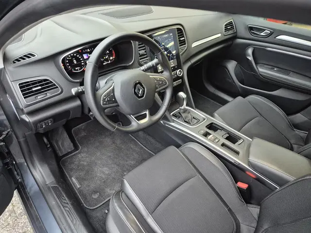 Renault Mégane Estate 1.3 TCe 140 Techno 2023 Benzine 23