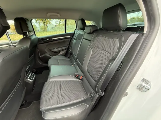 Renault Mégane Estate 1.3 TCe Bose 2020 Benzine 13