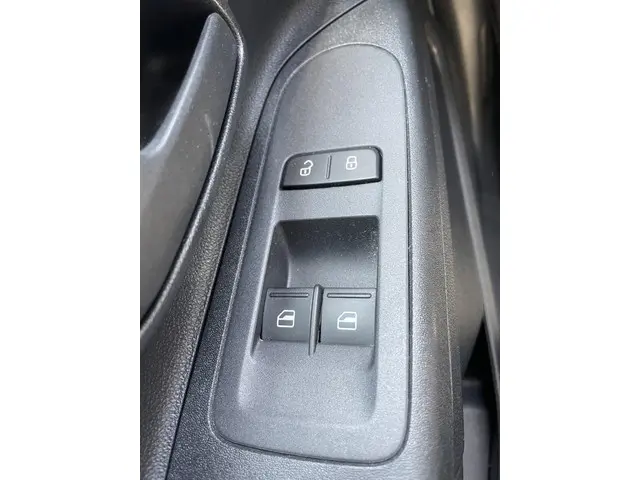 Volkswagen up! 1.0 BMT take up! 2017 Benzine 16