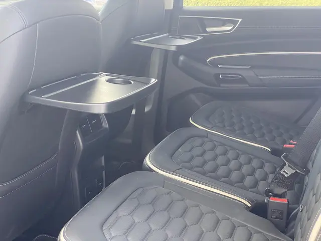 Ford S-Max 2.5 FHEV Vignale 2023 Hybride Benzine 25