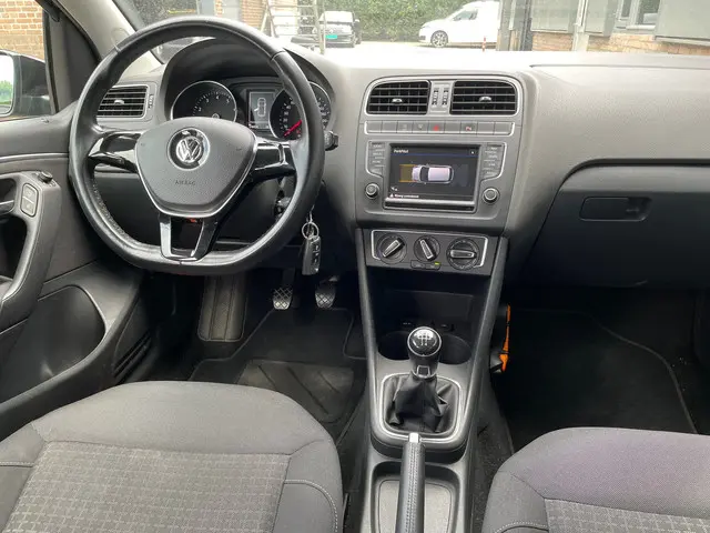Volkswagen Polo 1.2 TSI Comfortline 2017 Benzine 13