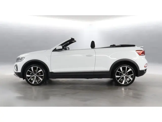 Volkswagen T-Roc Cabrio 1.0 TSI 110pk Style 2023 Benzine 9
