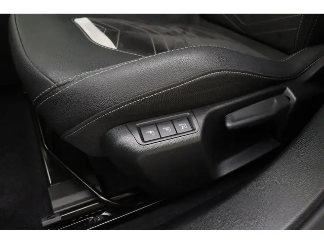 Opel Mokka 1.2 Turbo Hybrid GS 2024 Hybride Benzine 18