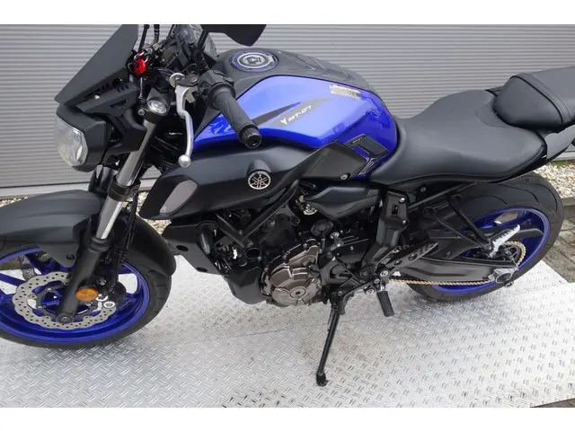 Yamaha MT 07 ABS 2018 Benzine 18