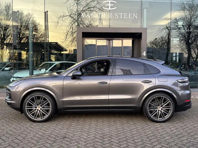 Porsche Cayenne Coupé 3.0 E-Hybrid 2019 Hybride Benzine 8