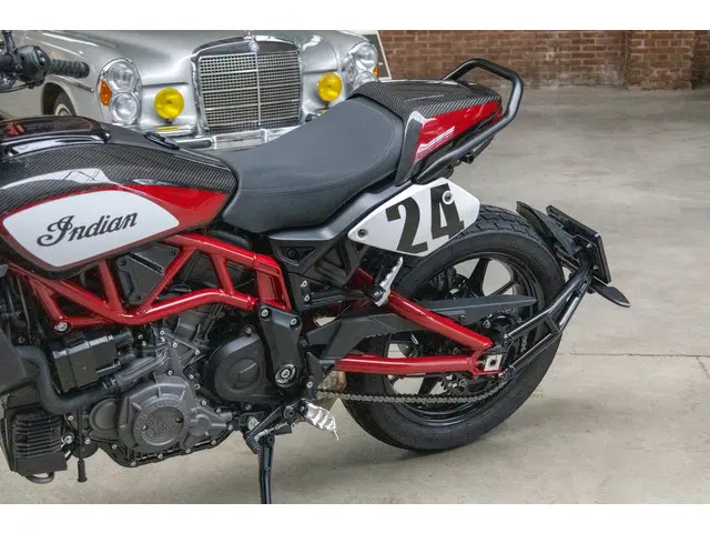 Indian FTR 1200 Carbon *Akrapovic* 2020 Benzine 26