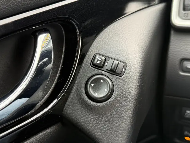 Nissan QASHQAI 1.2 Acenta 2014 Benzine 25