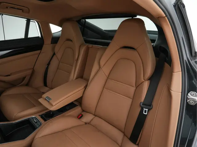 Porsche Panamera 3.0 4 2017 Benzine 27