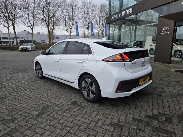 Hyundai IONIQ 1.6 GDi HEV Comfort 2020 Hybride Benzine 4
