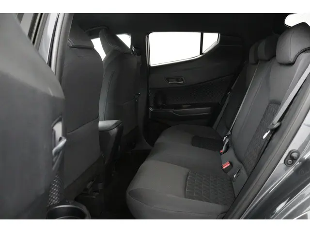 Toyota C-HR 2.0 Hybrid Dynamic 2021 Hybride Benzine 18