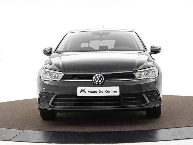 Volkswagen Polo 1.0TSI/95PK Life 2023 Benzine 17