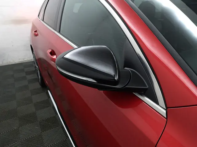 Kia ProCeed 1.4 T-GDI GT-PlusLine Aut- 2019 Benzine 32