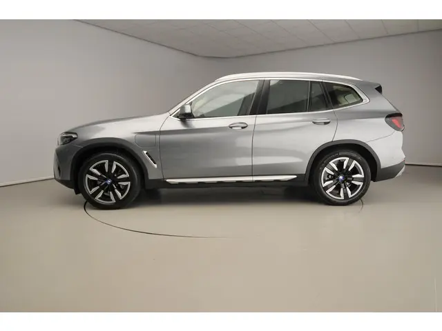 BMW X3 xDrive30e 2024 Hybride Benzine 2