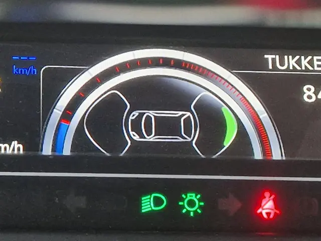 Renault Scénic 2.0 Bose CVT AUTOMAAT 2013 Benzine 11