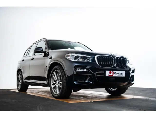 BMW X3 xDrive20i High Executive 2018 Benzine 43