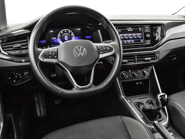 Volkswagen Polo 1.0 TSI 95pk Life 2023 Benzine 27