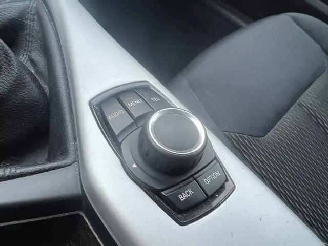 BMW 1 Serie 114i Business+ | Navi + Airco 2012 Benzine 20