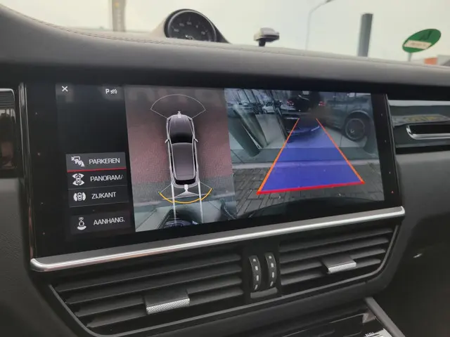 Porsche Cayenne 3.0 E-Hybrid 2020 Hybride Benzine 18