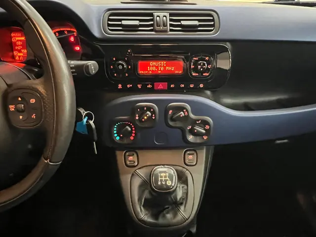 Fiat Panda 0.9 TwinAir Lounge 2013 Benzine 18