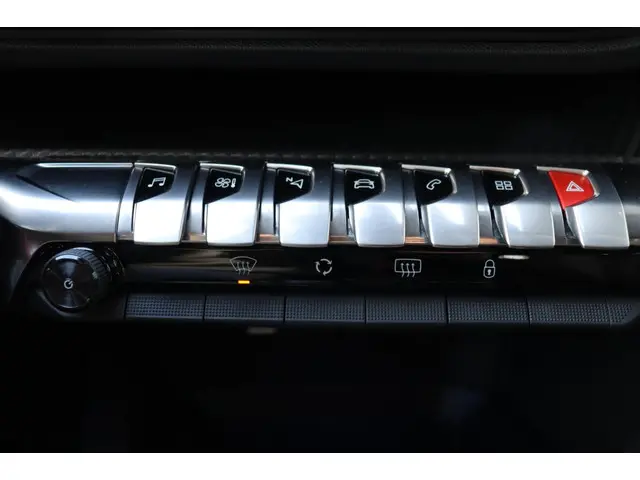 Peugeot 5008 1.2 Executive 7-persoons 2019 Benzine 15