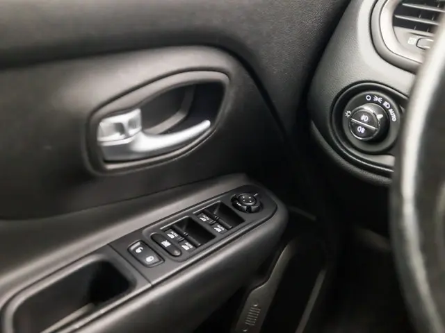 Jeep Renegade 1.3T-e Freedom Sport 2020 Benzine 22